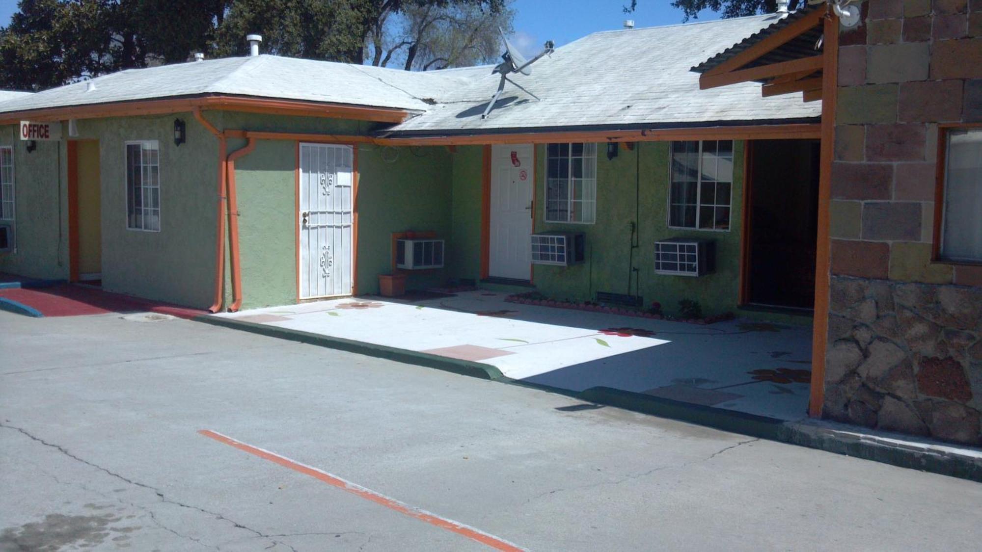 Travel Eagle Inn Motel Long Beach Extérieur photo