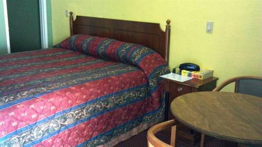 Travel Eagle Inn Motel Long Beach Extérieur photo