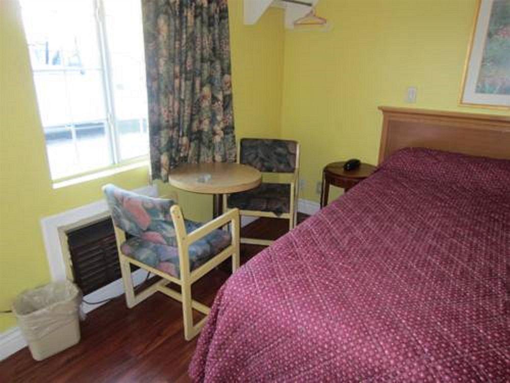 Travel Eagle Inn Motel Long Beach Extérieur photo